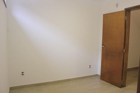 Casa à venda com 125m², 3 quartos e 2 vagasQuarto 3