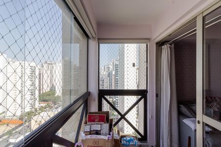 Sacada de apartamento à venda com 2 quartos, 80m² em Indianópolis, São Paulo