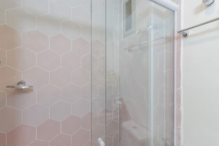 Apartamento à venda com 80m², 2 quartos e 2 vagas Apartamento à venda com 80m², 2 quartos e 2 vagasBanheiro