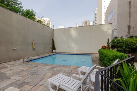 Apartamento à venda com 80m², 2 quartos e 2 vagas Apartamento à venda com 80m², 2 quartos e 2 vagasÁrea comum - Piscina