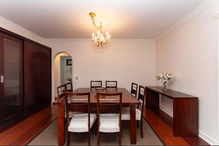 Apartamento para alugar com 155m², 4 quartos e 3 vagasSala