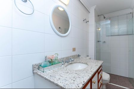 Apartamento para alugar com 155m², 4 quartos e 3 vagasBanheiro Social