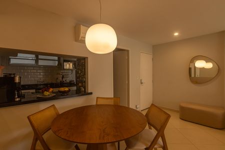 Apartamento à venda com 91m², 3 quartos e 1 vagaSala