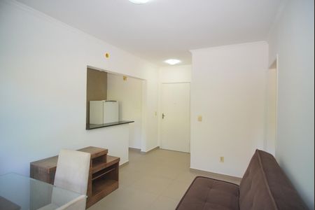 Sala de apartamento à venda com 1 quarto, 64m² em Petrópolis, Porto Alegre