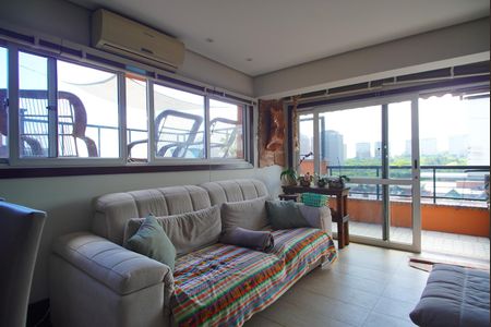 Apartamento à venda com 162m², 2 quartos e 2 vagasCobertura - Sala