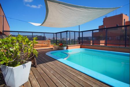 Apartamento à venda com 162m², 2 quartos e 2 vagasPiscina