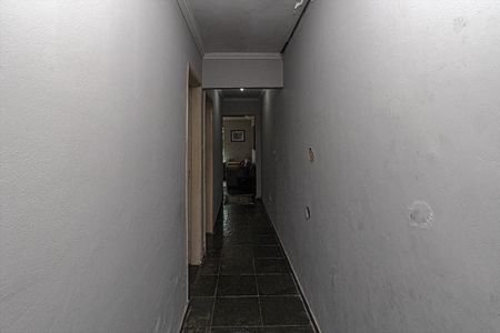 Casa para alugar com 180m², 2 quartos e 2 vagas Casa para alugar com 180m², 2 quartos e 2 vagasCorredor