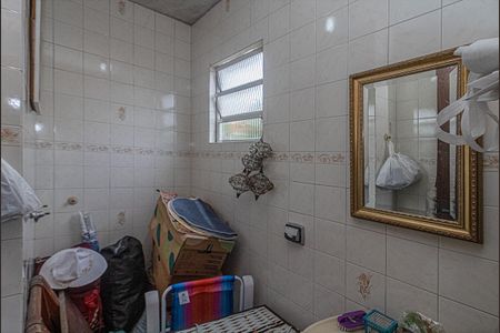 Casa para alugar com 180m², 2 quartos e 2 vagas Casa para alugar com 180m², 2 quartos e 2 vagasBanheiro de Serviço