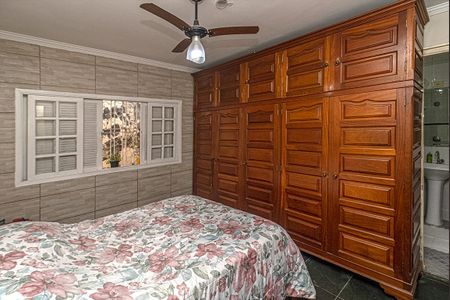 Casa para alugar com 180m², 2 quartos e 2 vagas Casa para alugar com 180m², 2 quartos e 2 vagasSuíte