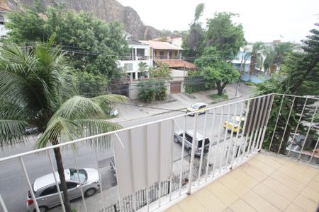 Apartamento à venda com 75m², 2 quartos e 1 vagaVaranda da Sala