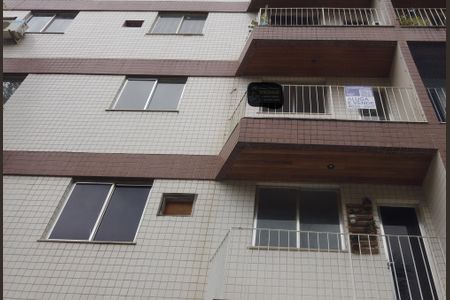 Apartamento à venda com 75m², 2 quartos e 1 vagaFachada