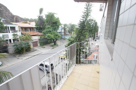 Apartamento à venda com 75m², 2 quartos e 1 vagaVaranda da Sala