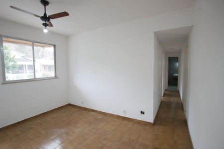 Apartamento à venda com 75m², 2 quartos e 1 vagaSala
