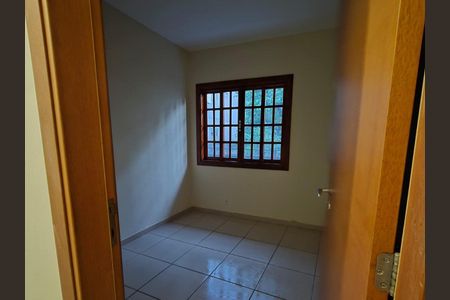 Casa para alugar com 73m², 3 quartos e sem vaga Casa para alugar com 73m², 3 quartos e sem vagaQuarto 2