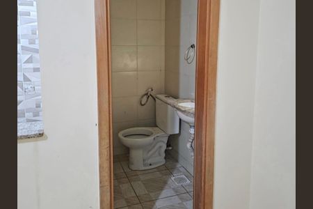 Banheiro  de casa para alugar com 3 quartos, 73m² em Quintino Bocaiúva, Rio de Janeiro