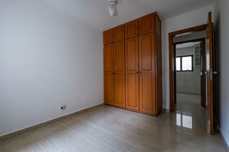 Apartamento à venda com 170m², 4 quartos e 2 vagas Apartamento à venda com 170m², 4 quartos e 2 vagasQuarto 3