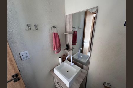 Apartamento para alugar com 43m², 2 quartos e 1 vaga Apartamento para alugar com 43m², 2 quartos e 1 vagaBanheiro