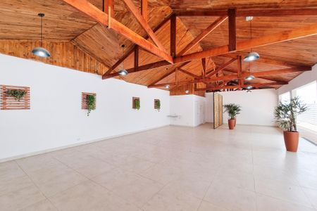 Apartamento para alugar com 50m², 2 quartos e 1 vaga Apartamento para alugar com 50m², 2 quartos e 1 vagaÁrea comum - Salão de festas