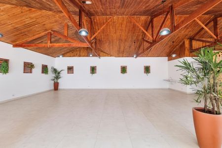 Apartamento para alugar com 50m², 2 quartos e 1 vaga Apartamento para alugar com 50m², 2 quartos e 1 vagaÁrea comum - Salão de festas