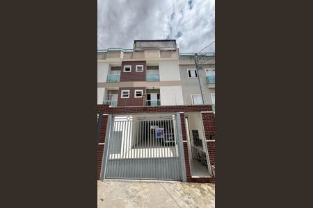 Apartamento para alugar com 50m², 2 quartos e 1 vaga Apartamento para alugar com 50m², 2 quartos e 1 vagaFachada