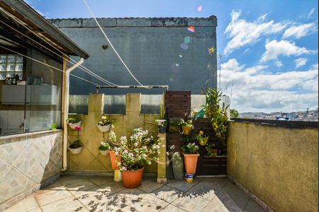 Casa à venda com 146m², 2 quartos e 2 vagasQuintal