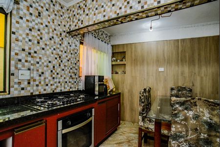 Casa à venda com 146m², 2 quartos e 2 vagasCozinha