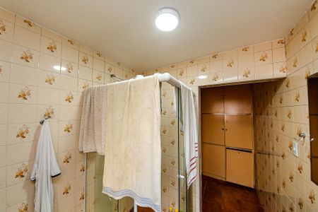 Casa para alugar com 190m², 2 quartos e 2 vagasBanheiro