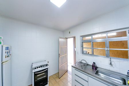 Casa para alugar com 190m², 2 quartos e 2 vagasCozinha