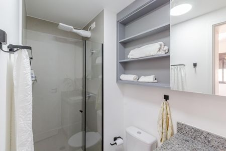 Studio para alugar com 30m², 1 quarto e sem vaga Studio para alugar com 30m², 1 quarto e sem vagaBanheiro da Suíte