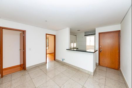 Apartamento à venda com 80m², 2 quartos e 2 vagasSala
