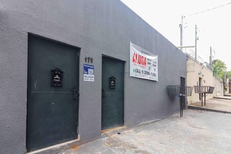 Studio para alugar com 14m², 1 quarto e sem vaga Studio para alugar com 14m², 1 quarto e sem vagaFachada