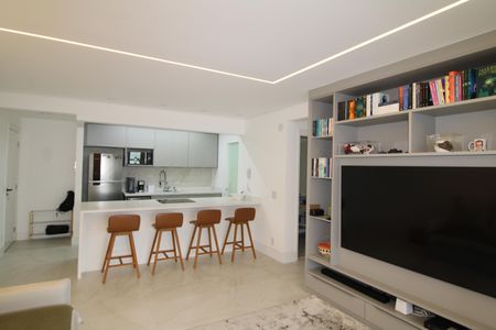 Apartamento à venda com 104m², 3 quartos e 2 vagasSala / Cozinha