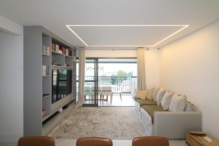 Apartamento à venda com 104m², 3 quartos e 2 vagasSala / Cozinha