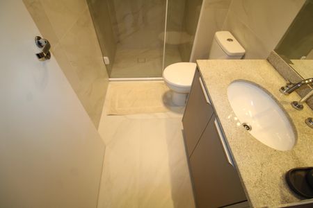 Apartamento à venda com 104m², 3 quartos e 2 vagasQuarto 3 - Banheiro