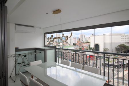 Apartamento à venda com 104m², 3 quartos e 2 vagasSala / Cozinha - Varanda