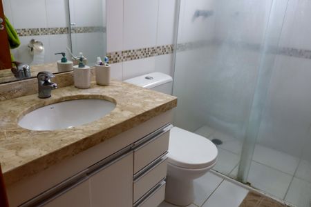 Casa à venda com 162m², 4 quartos e 4 vagas Casa à venda com 162m², 4 quartos e 4 vagasBanheiro