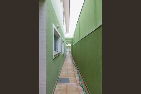 Casa à venda com 162m², 4 quartos e 4 vagas Casa à venda com 162m², 4 quartos e 4 vagasCorredor