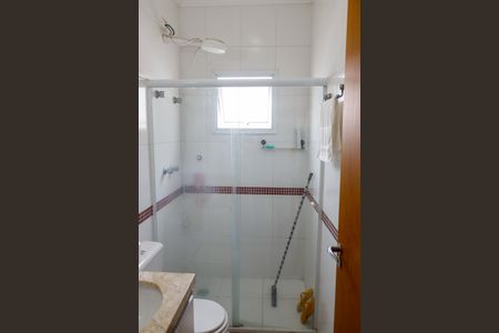 Casa à venda com 162m², 4 quartos e 4 vagas Casa à venda com 162m², 4 quartos e 4 vagasBanheiro da Suíte 4