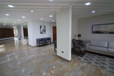 Apartamento à venda com 170m², 4 quartos e 2 vagasÁrea comum - Hall de entrada