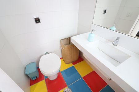 Apartamento à venda com 170m², 4 quartos e 2 vagasBanheiro da Suíte 2