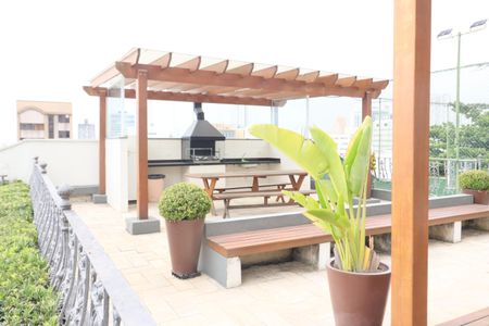 Apartamento à venda com 170m², 4 quartos e 2 vagasÁrea comum - Churrasqueira aberta