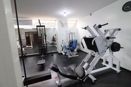 Apartamento à venda com 170m², 4 quartos e 2 vagasÁrea comum - Academia