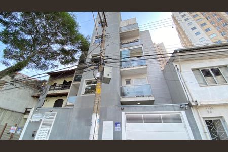 Apartamento à venda com 44m², 2 quartos e 1 vaga Apartamento à venda com 44m², 2 quartos e 1 vagaFachada + placa