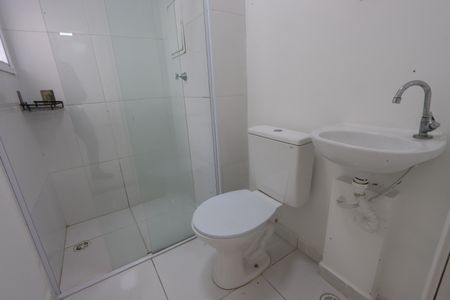 Banheiro de kitnet/studio à venda com 1 quarto, 38m² em Vila Bela, São Paulo