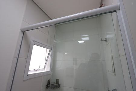 Banheiro de kitnet/studio à venda com 1 quarto, 38m² em Vila Bela, São Paulo