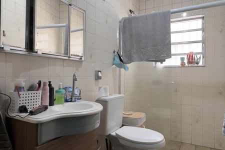Casa à venda com 150m², 2 quartos e 1 vagaBanheiro 1