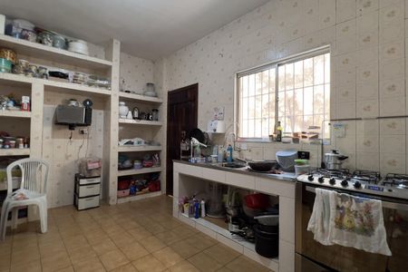 Casa à venda com 150m², 2 quartos e 1 vagaCozinha e Área de Serviço