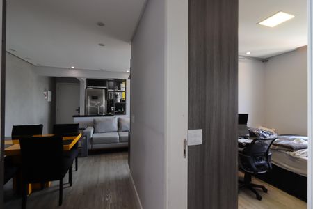 Apartamento à venda com 60m², 2 quartos e 2 vagasCorredor