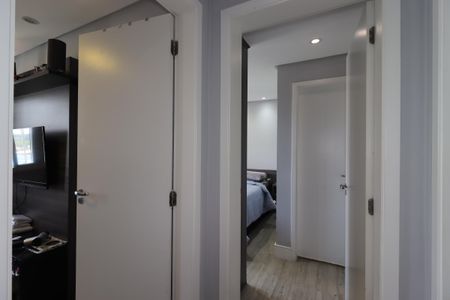Apartamento à venda com 60m², 2 quartos e 2 vagasCorredor