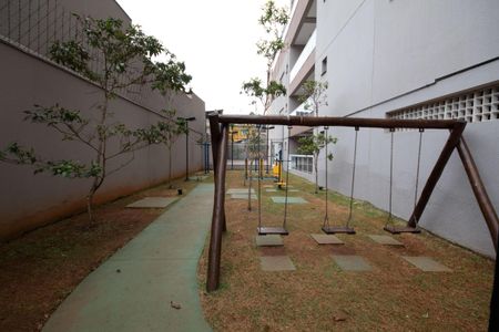 Apartamento à venda com 50m², 2 quartos e 1 vaga Apartamento à venda com 50m², 2 quartos e 1 vagaÁrea comum - Playground